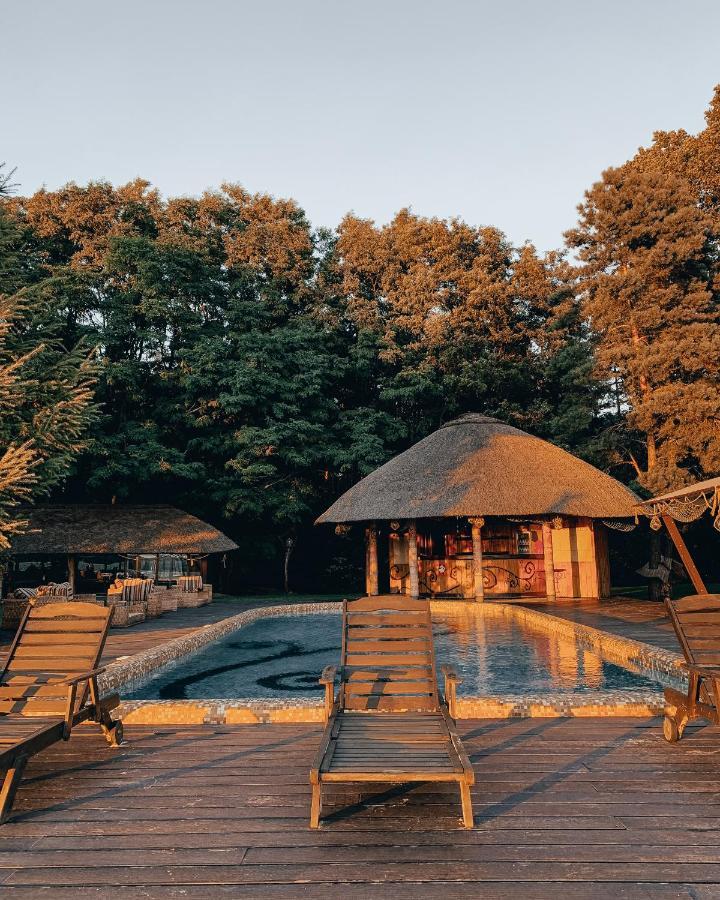 Secret Resort Club Pereyaslav-Khmelʼnytsʼkyy Exterior foto